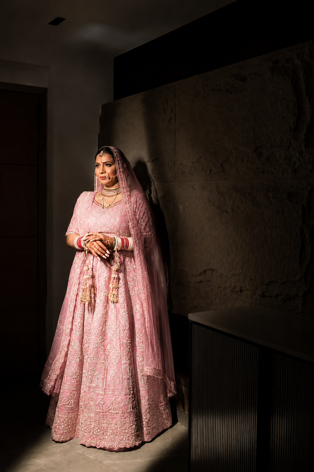 Bridal makeup look 14 by Tanya Thakur